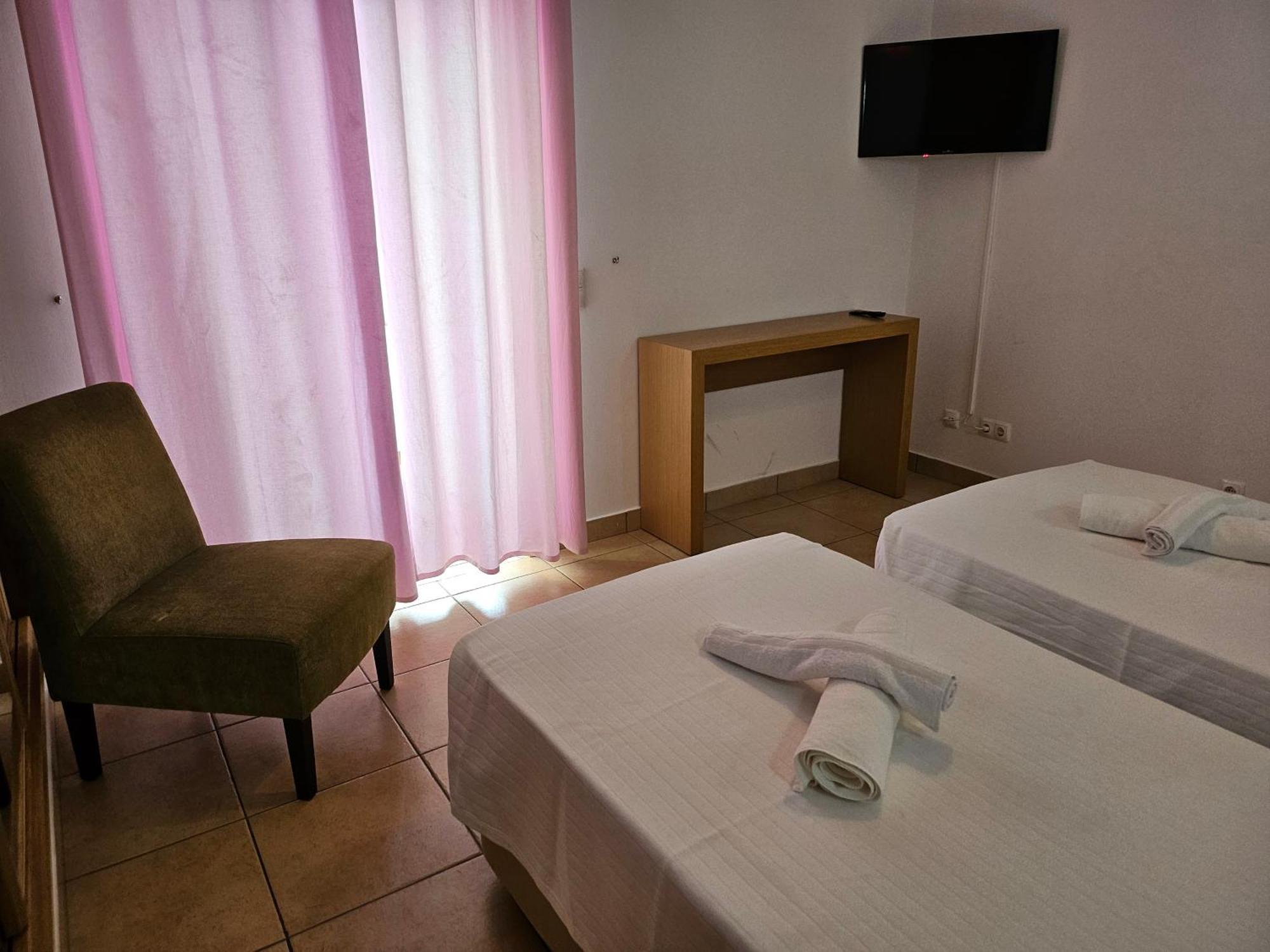 Vila Das Petalas By Atlantichotels Portimão Exteriör bild