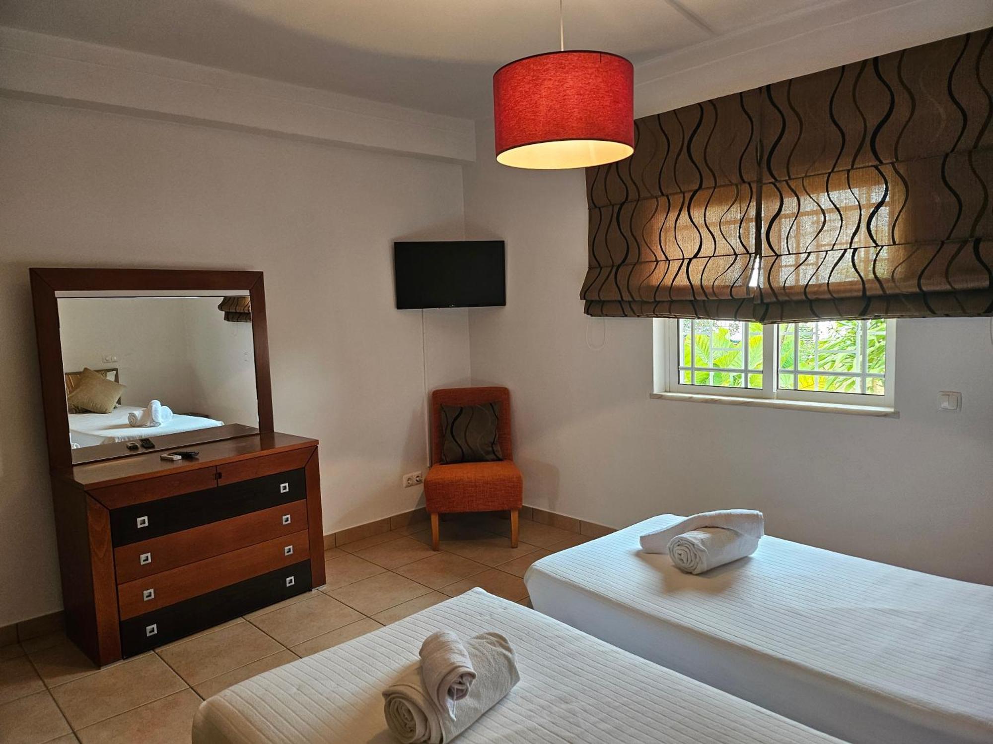 Vila Das Petalas By Atlantichotels Portimão Exteriör bild