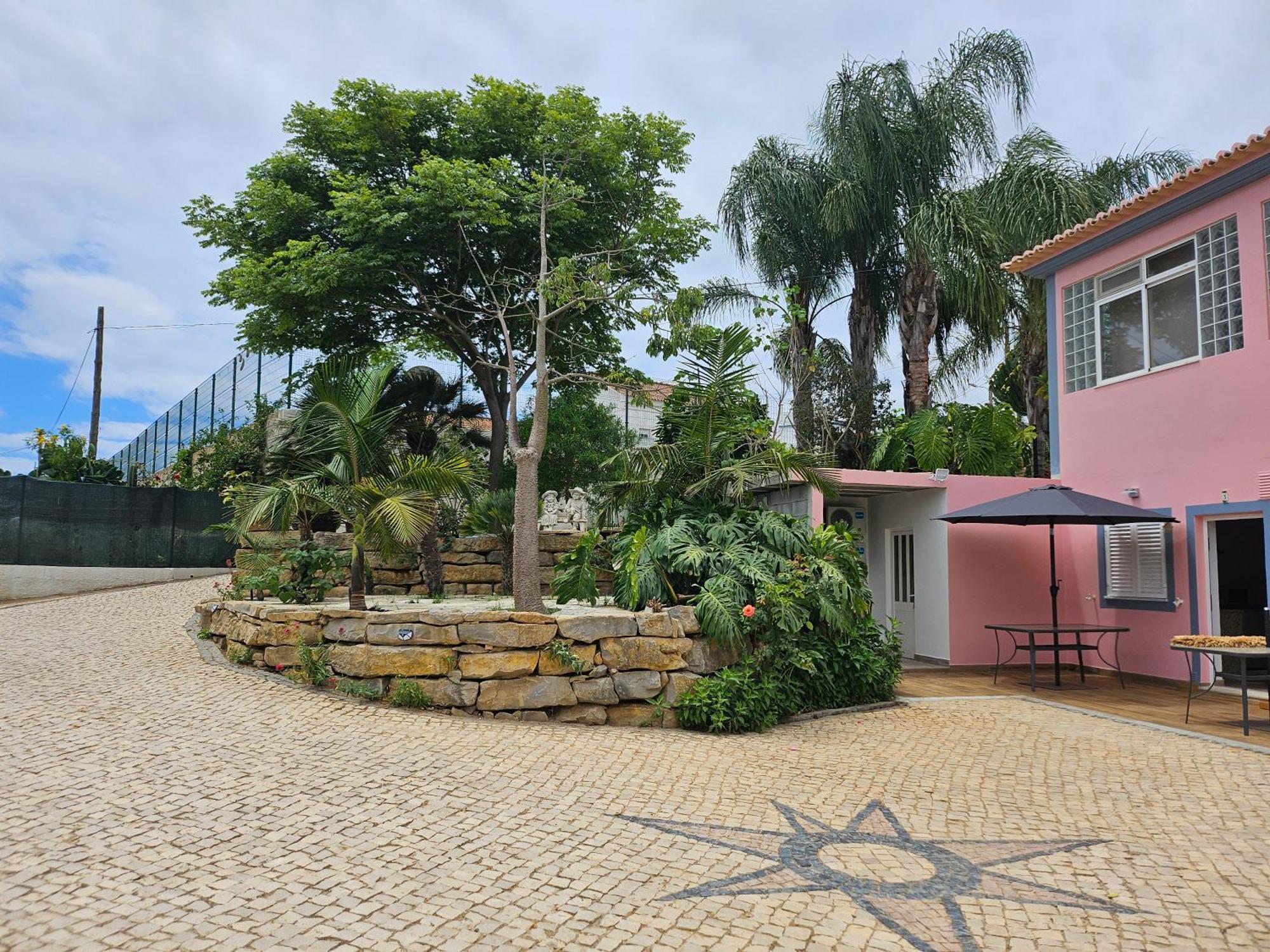Vila Das Petalas By Atlantichotels Portimão Exteriör bild